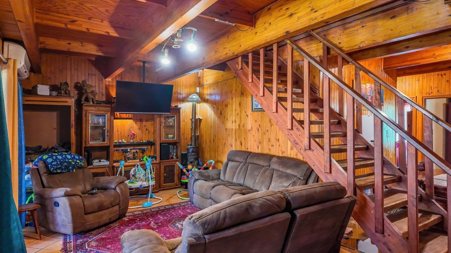 3 Bedroom Property for Sale in Olifantsnek North West